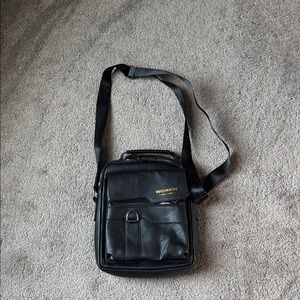 Weixier Black Leather Satchel